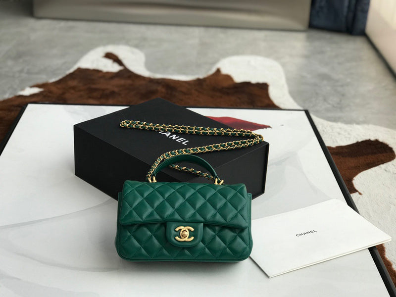 Anum Bags Detail