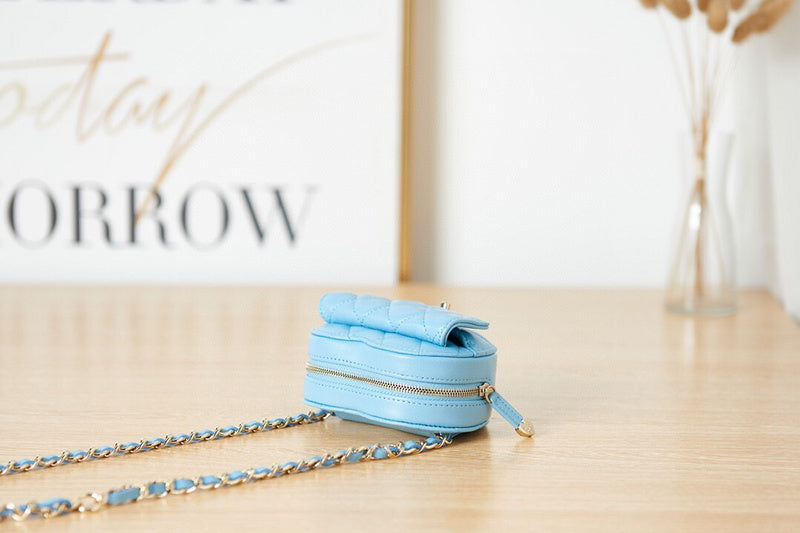 Anum Bags Detail