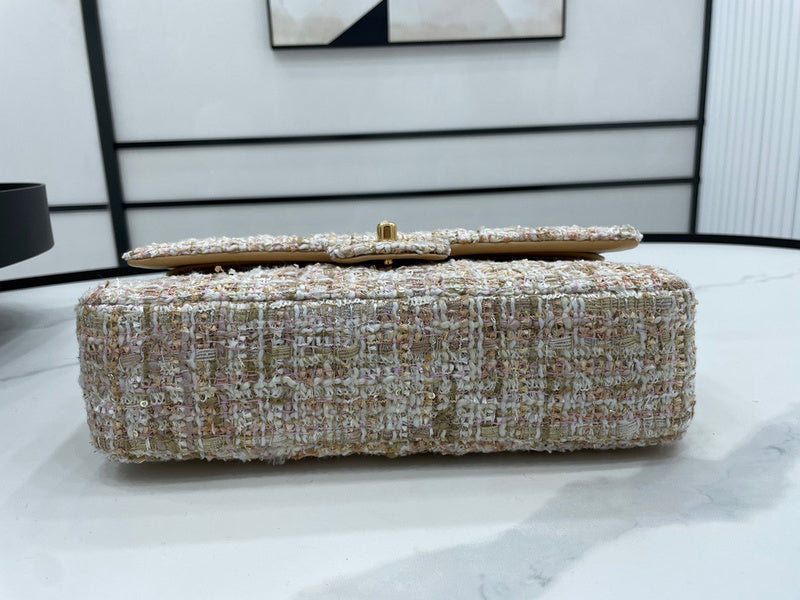 Anum Bags Detail