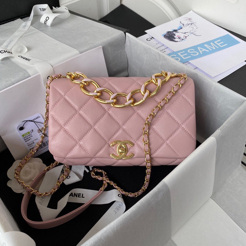 Anum Bags Detail