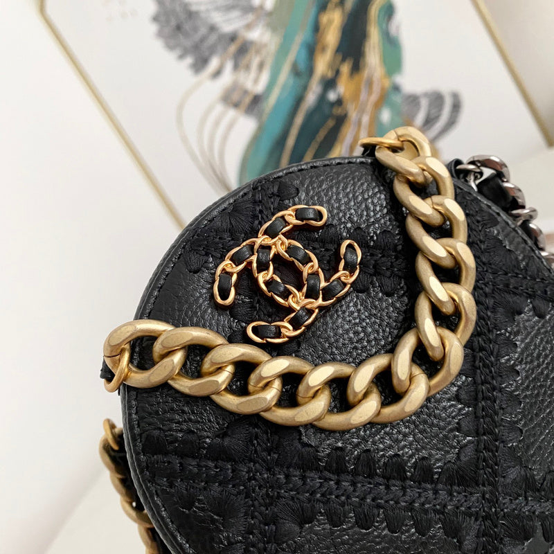 Anum Bags Detail