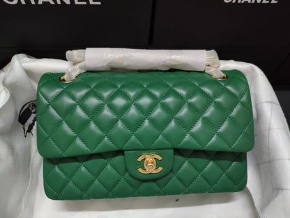 Anum Bags Detail