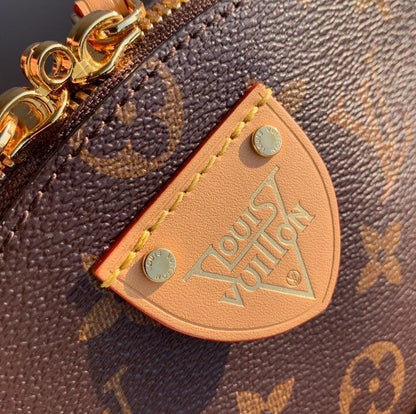 Anum Bags Detail