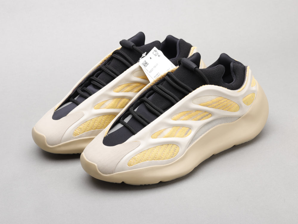 Anum Bags Yzy 700 Beige Srphym Sneaker