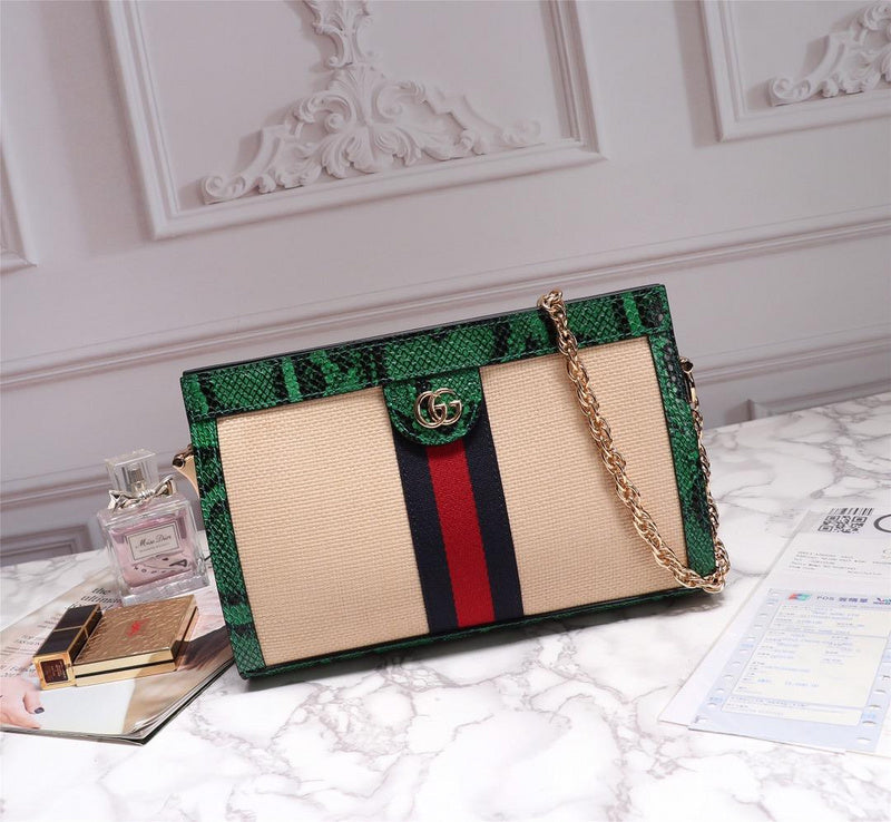 Anum Bags Detail