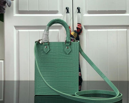 Anum Bags Detail