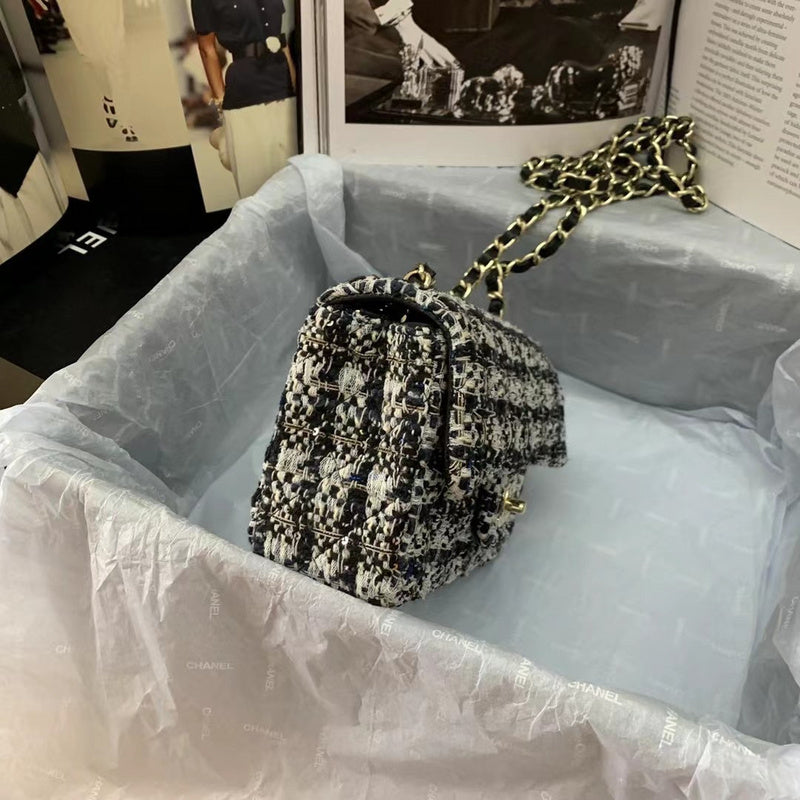 Anum Bags Detail