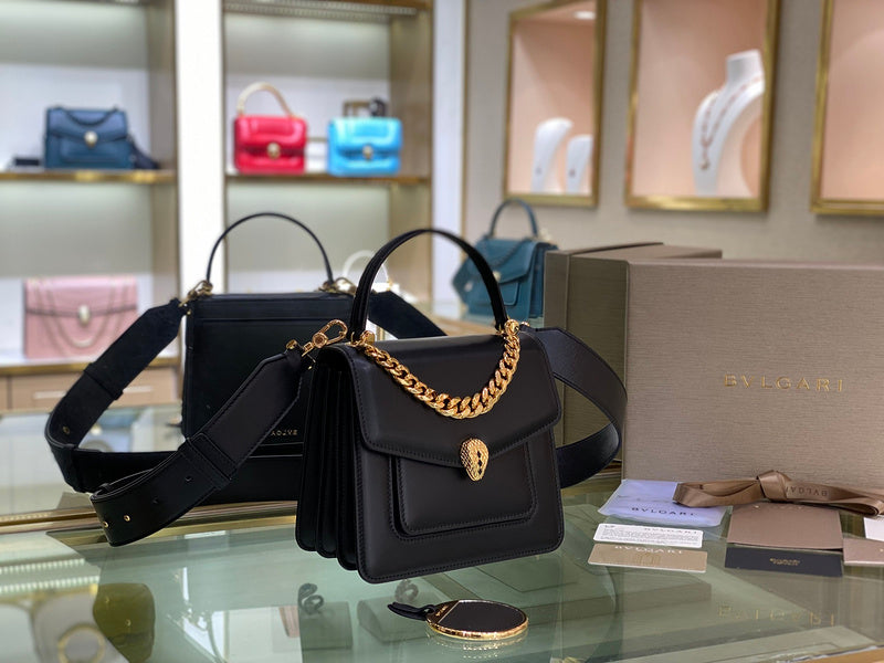Anum Bags Detail