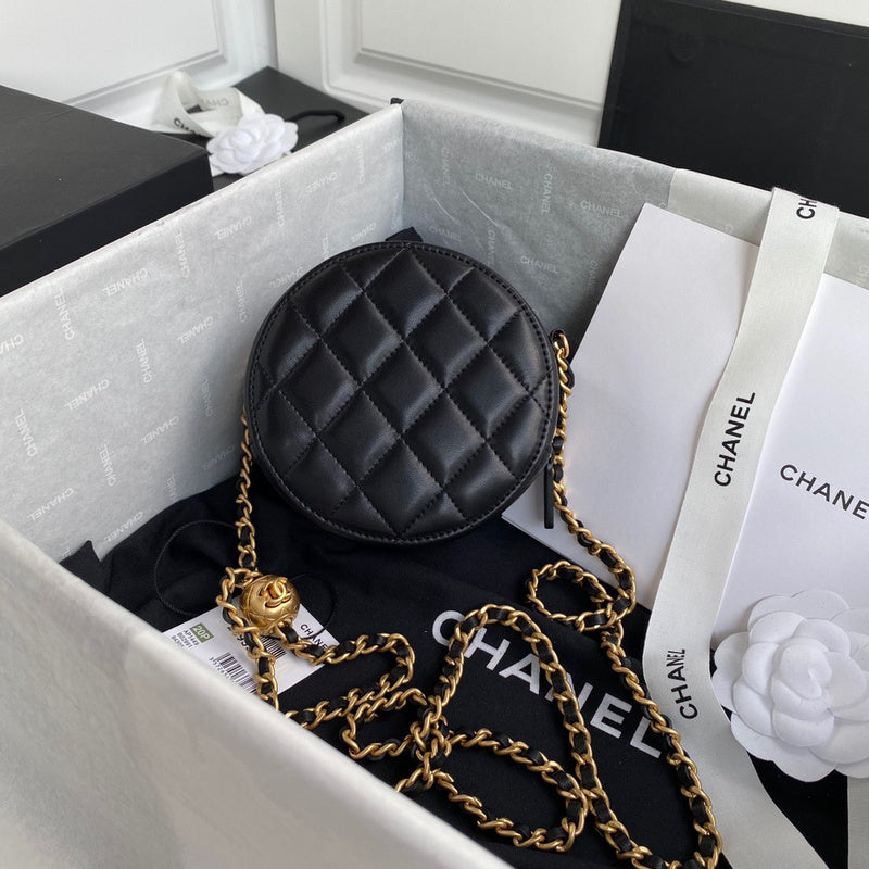 Anum Bags Detail