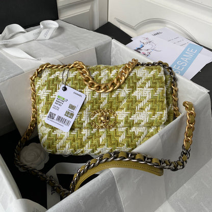 Anum Bags Detail