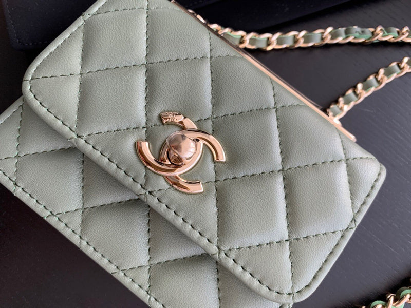 Anum Bags Detail
