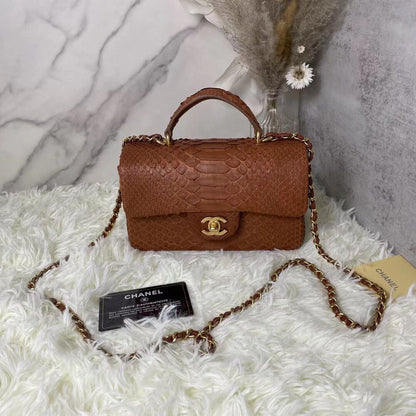 Anum Bags Detail