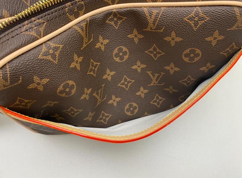 Anum Bags Detail