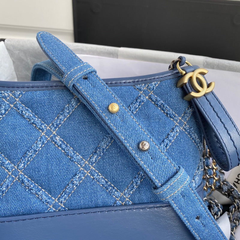 Anum Bags Detail