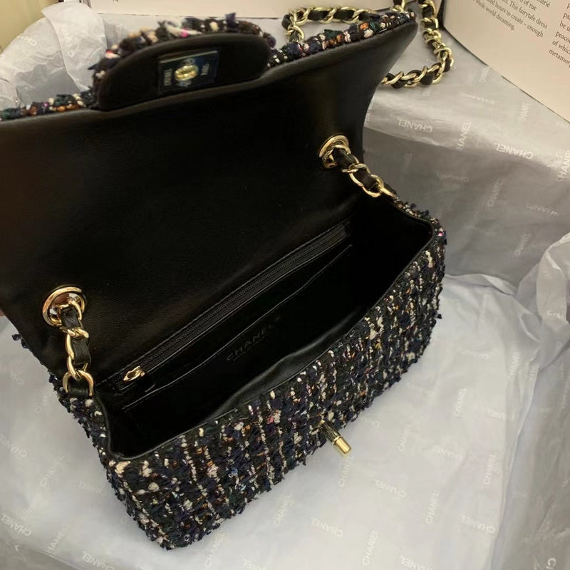 Anum Bags Detail