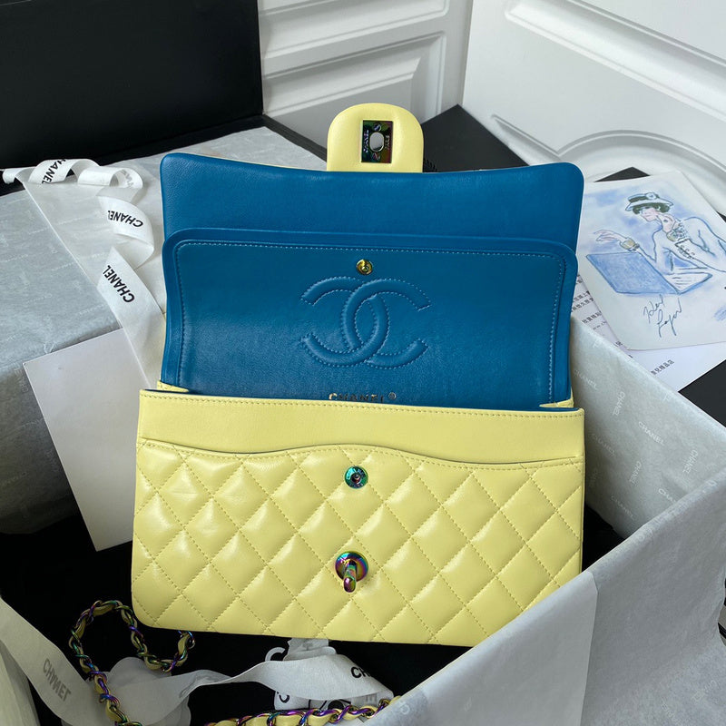 Anum Bags Detail