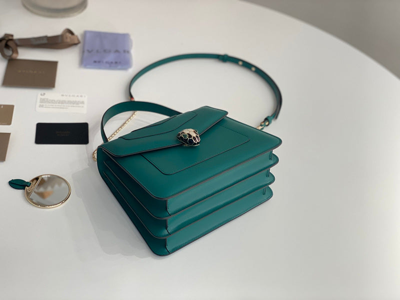 Anum Bags Detail