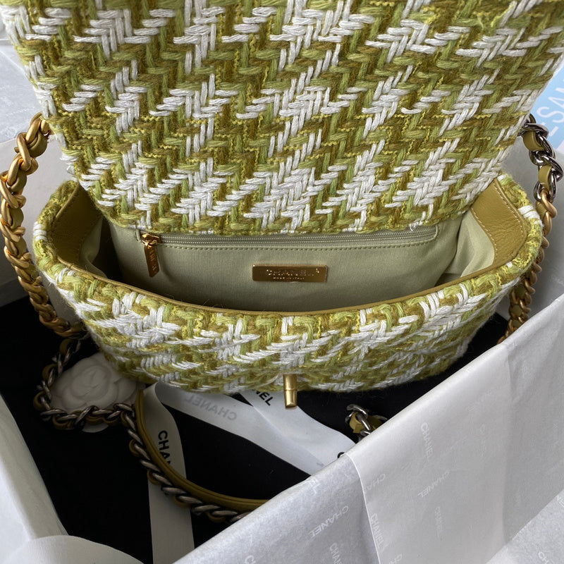 Anum Bags Detail