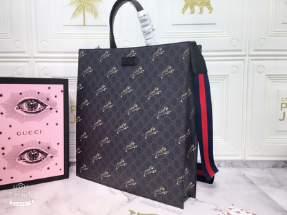 Anum Bags Detail