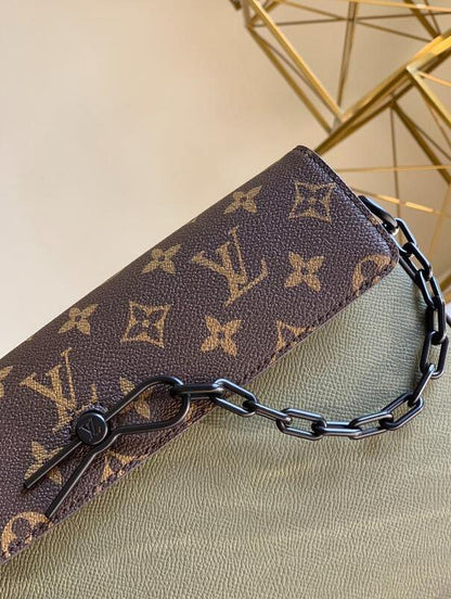 Anum Bags Detail