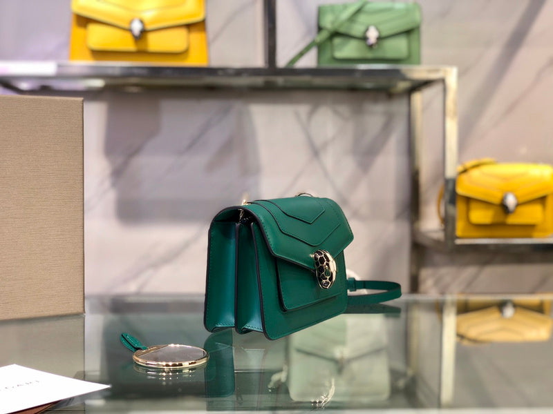 Anum Bags Detail