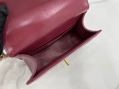 Anum Bags Detail