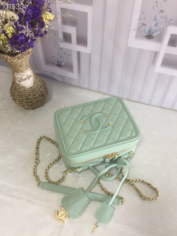 Anum Bags Detail
