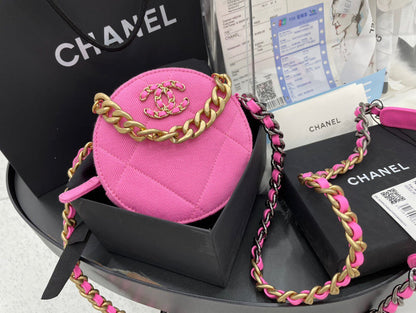 Anum Bags Detail