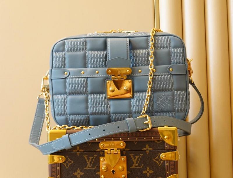 Anum Bags Detail