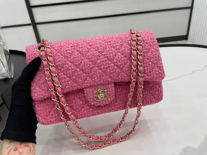 Anum Bags Detail