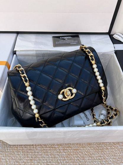Anum Bags Detail
