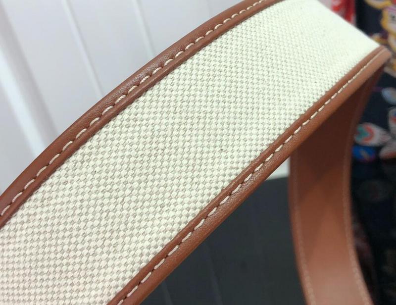 Anum Bags Detail