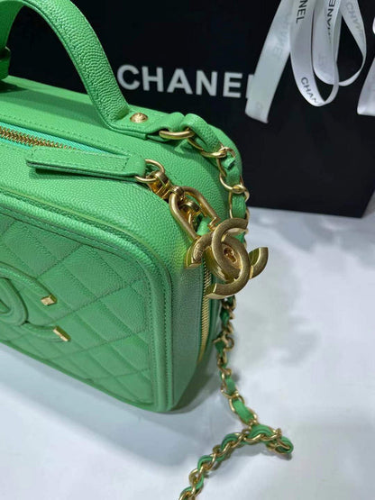 Anum Bags Detail