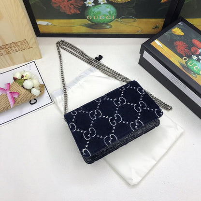 Anum Bags Detail