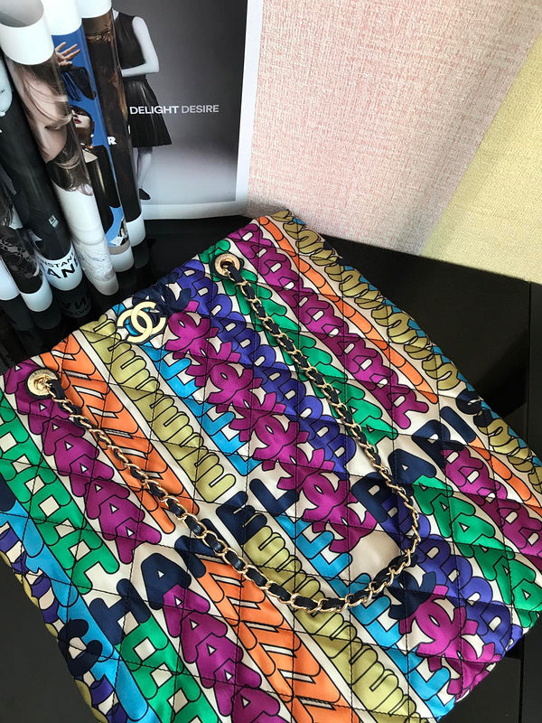 Anum Bags Detail