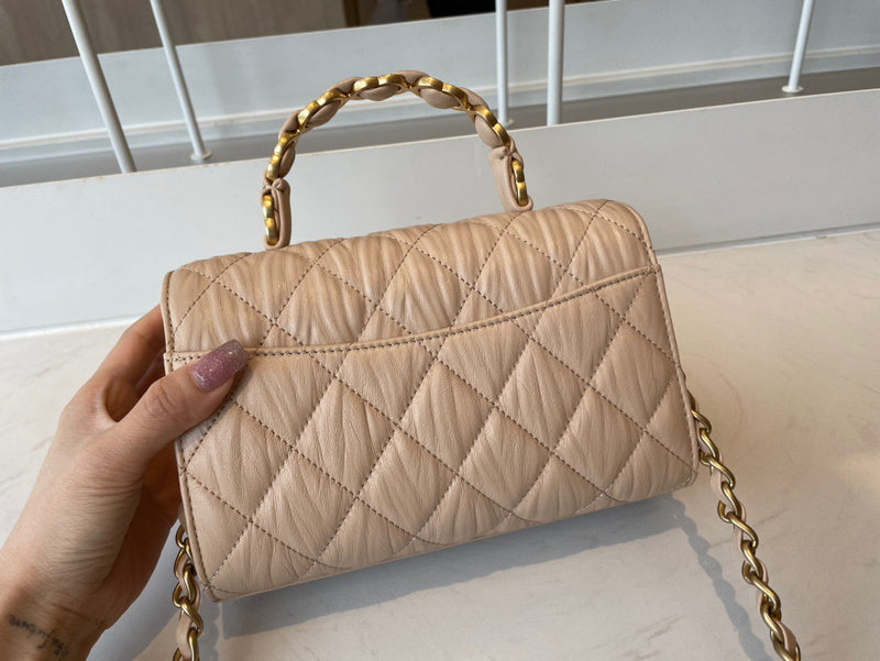 Anum Bags Detail