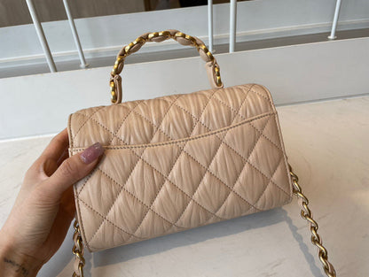 Anum Bags Detail