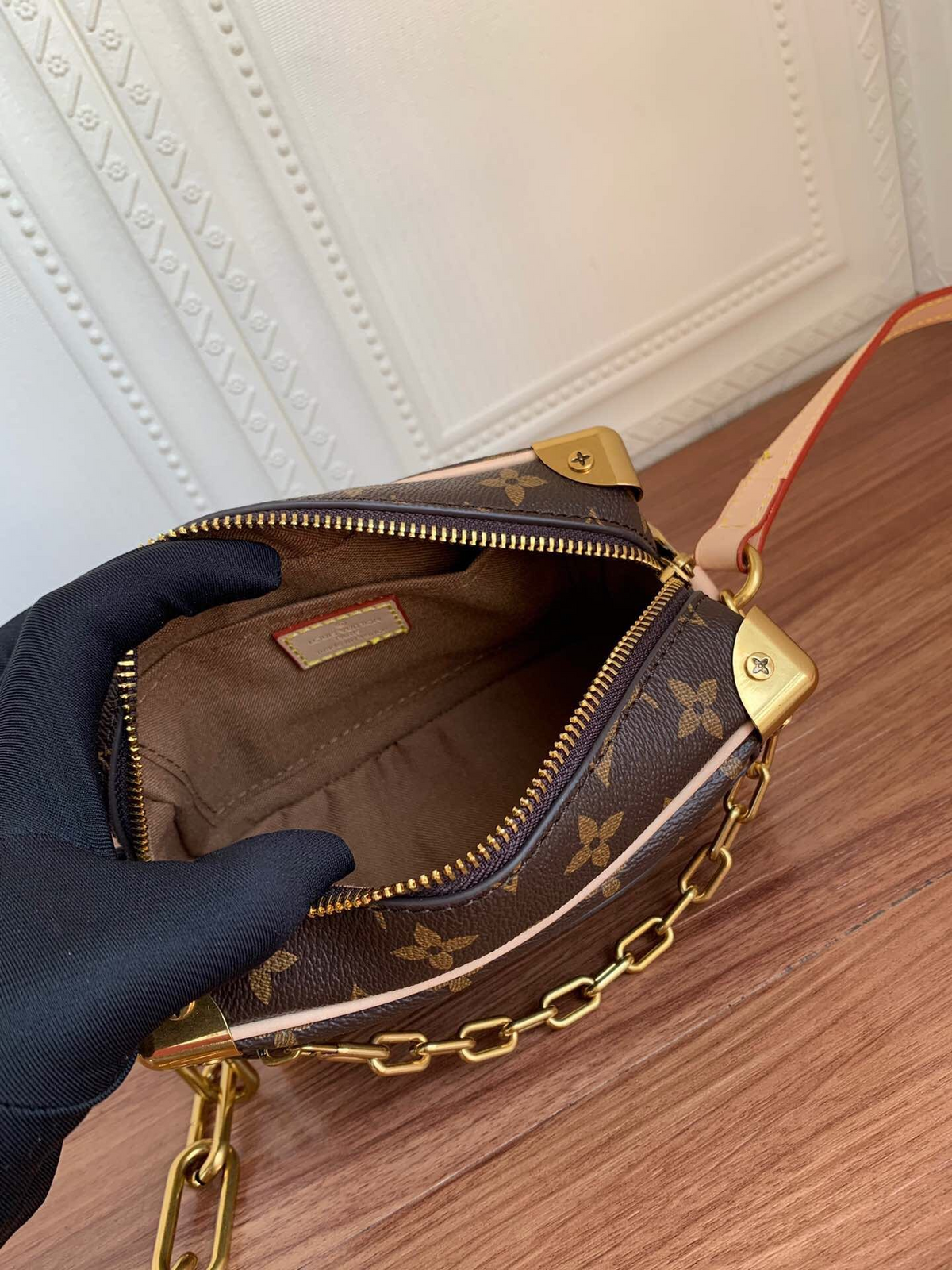 Anum Bags Detail