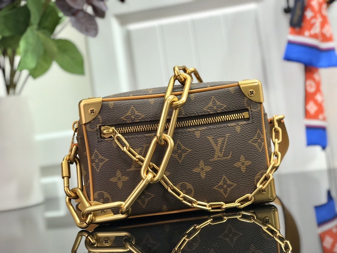 Anum Bags Detail