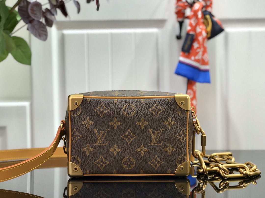 Anum Bags Detail