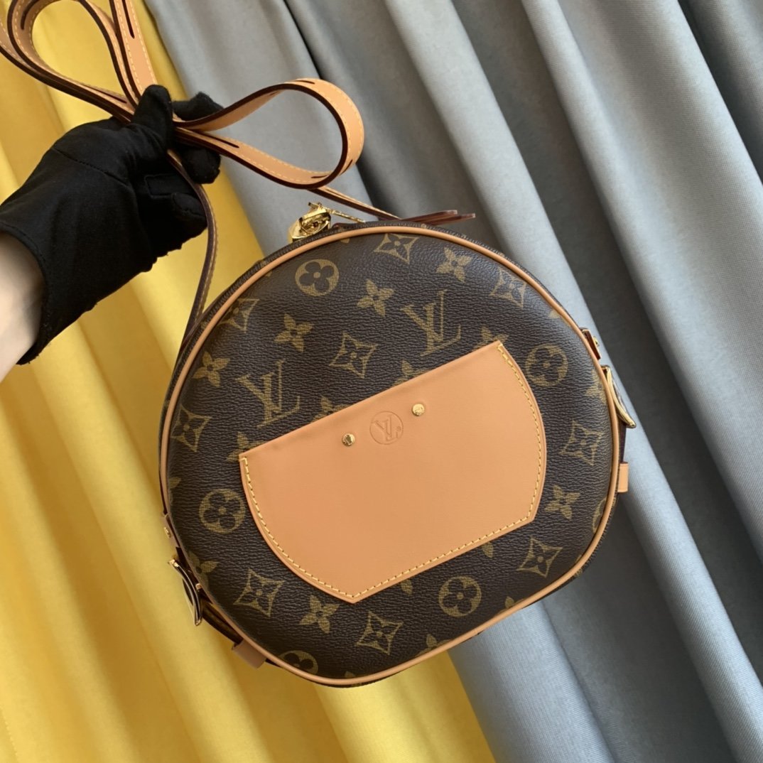 Anum Bags Detail