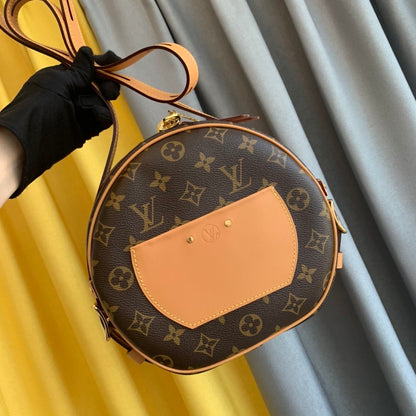 Anum Bags Detail
