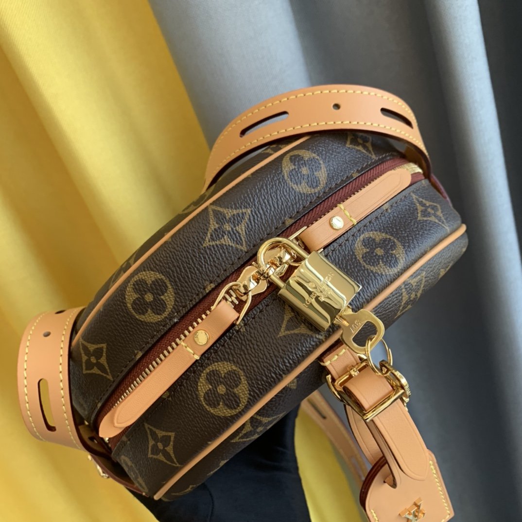Anum Bags Detail