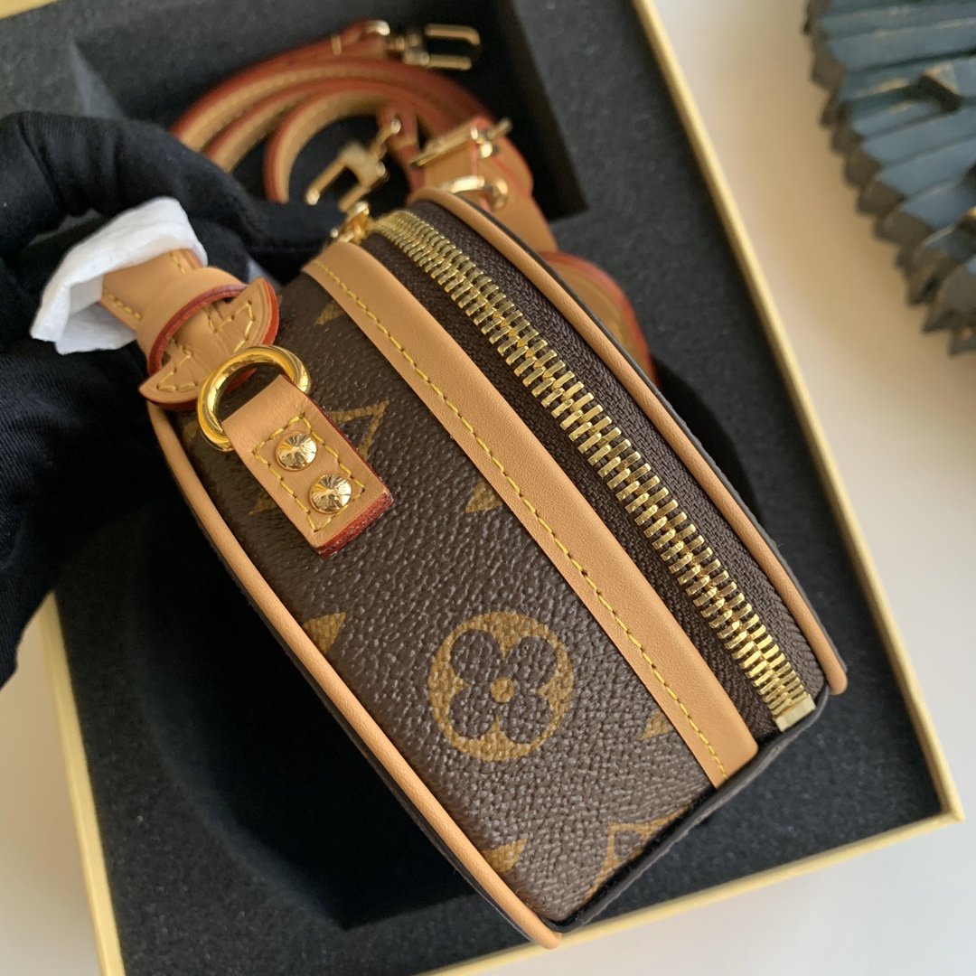 Anum Bags Detail