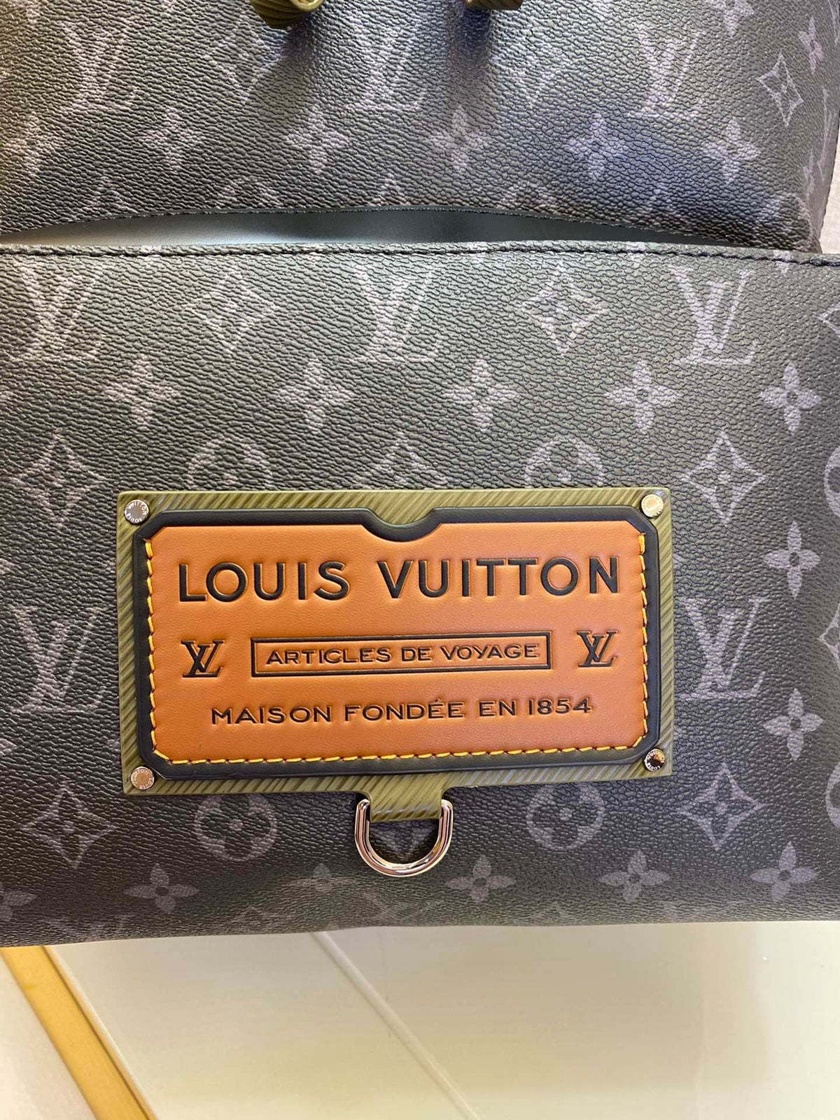 Anum Bags Detail