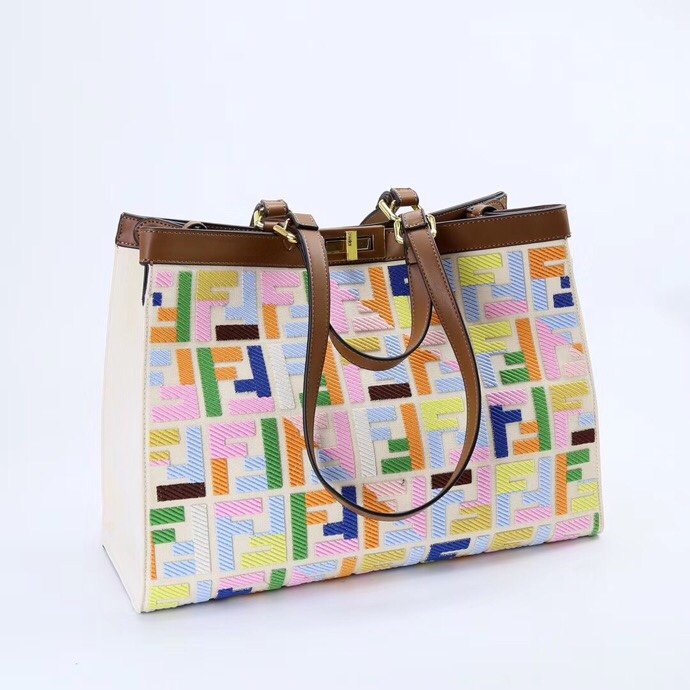 Anum Bags Detail