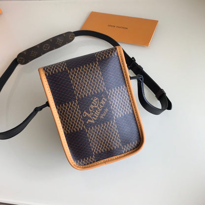 Anum Bags Detail