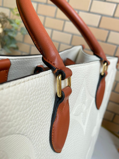 Anum Bags Detail