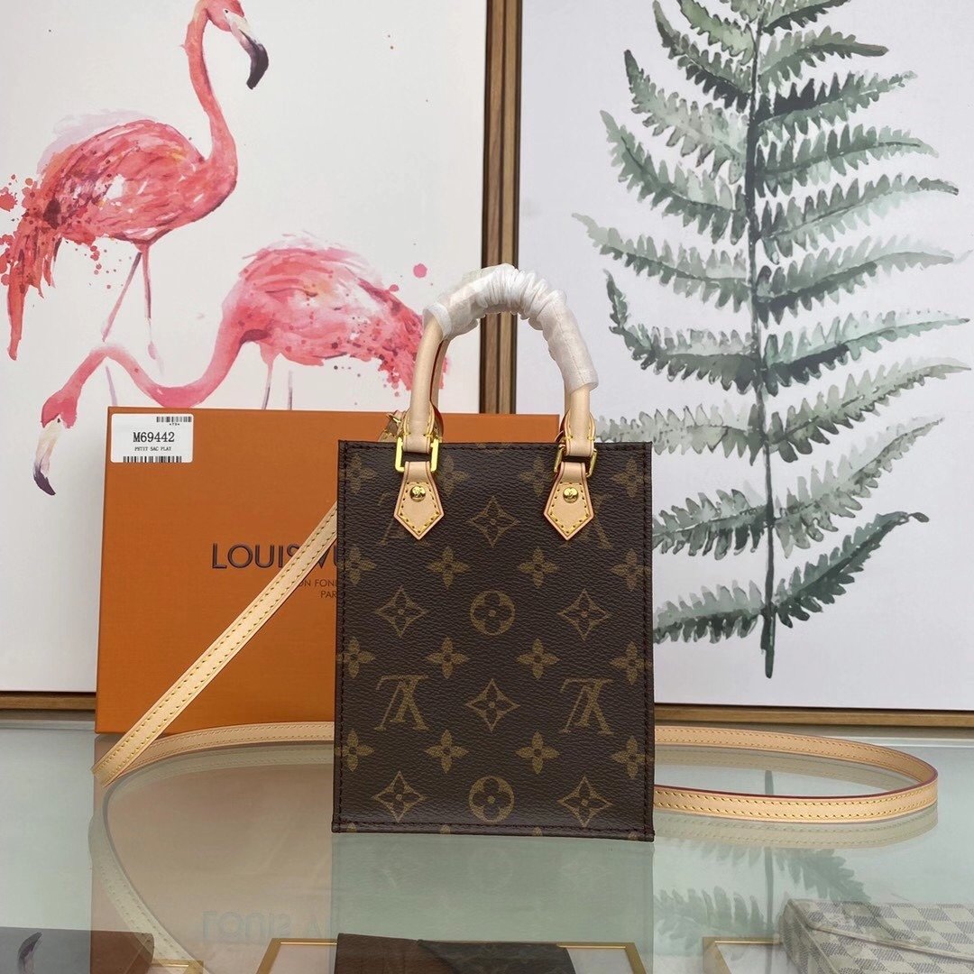 Anum Bags Detail