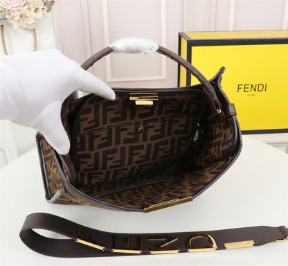 Anum Bags Detail